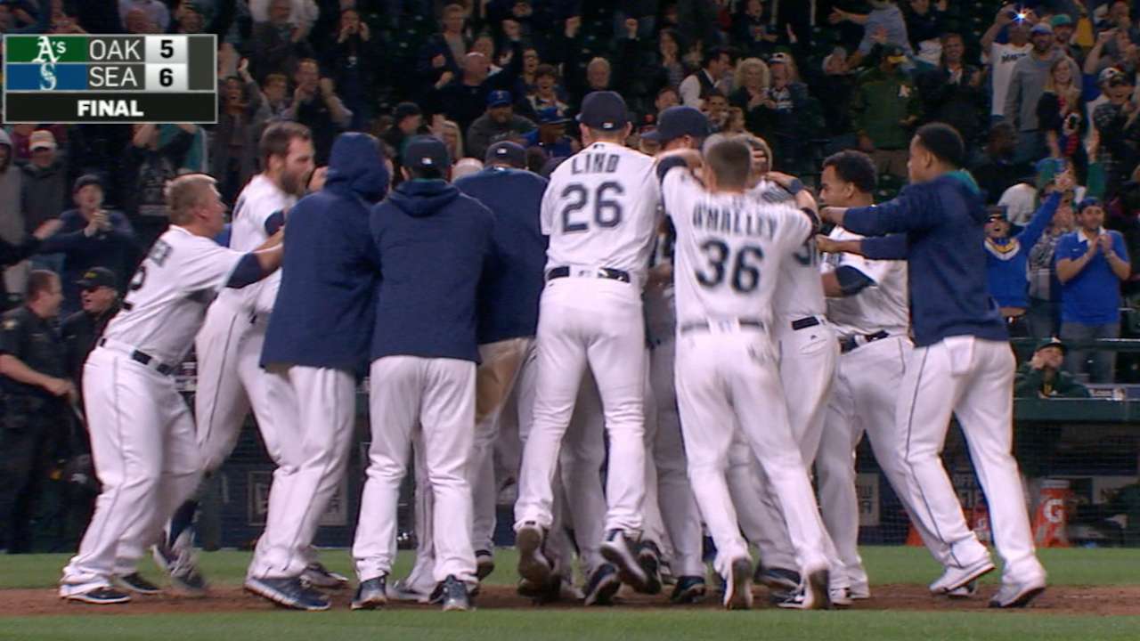 Martin's walk-off homer