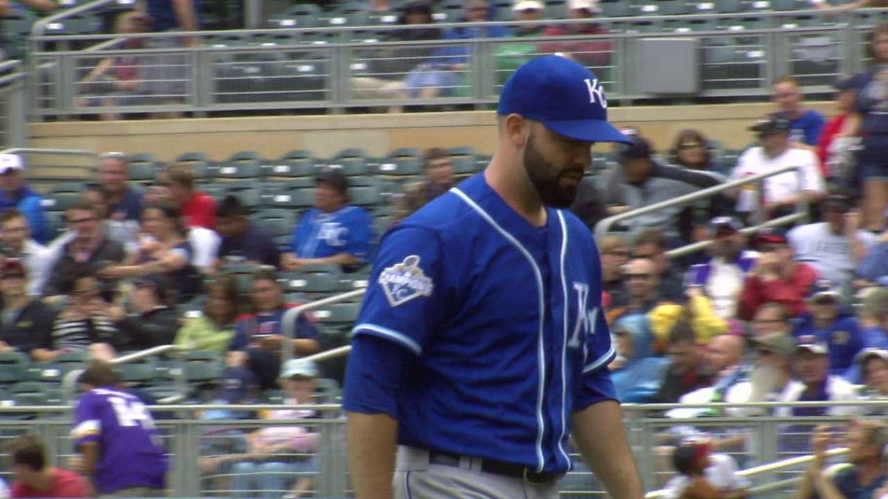 Gee summoned from Triple-A for long relief