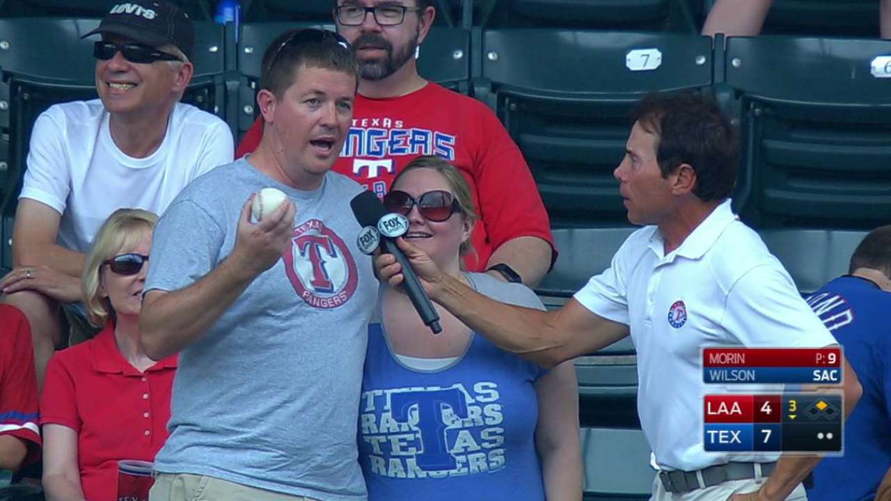Fans on catching Mazara's homer
