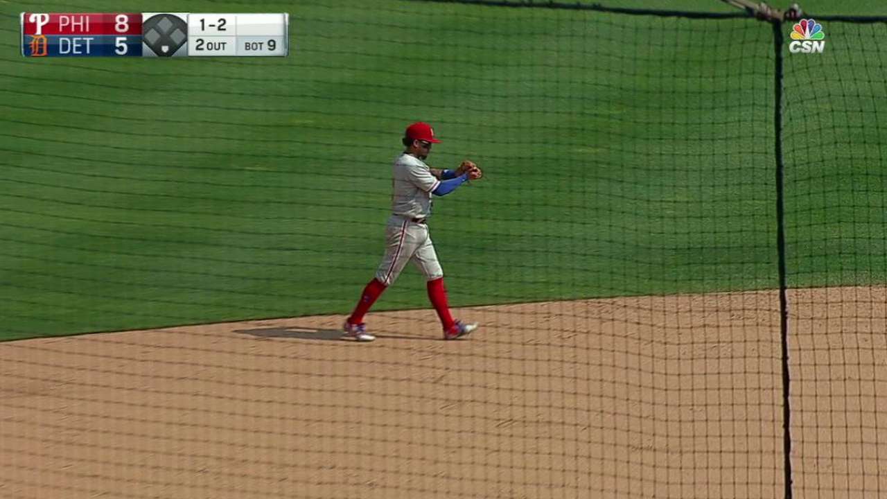 Gomez earns the save