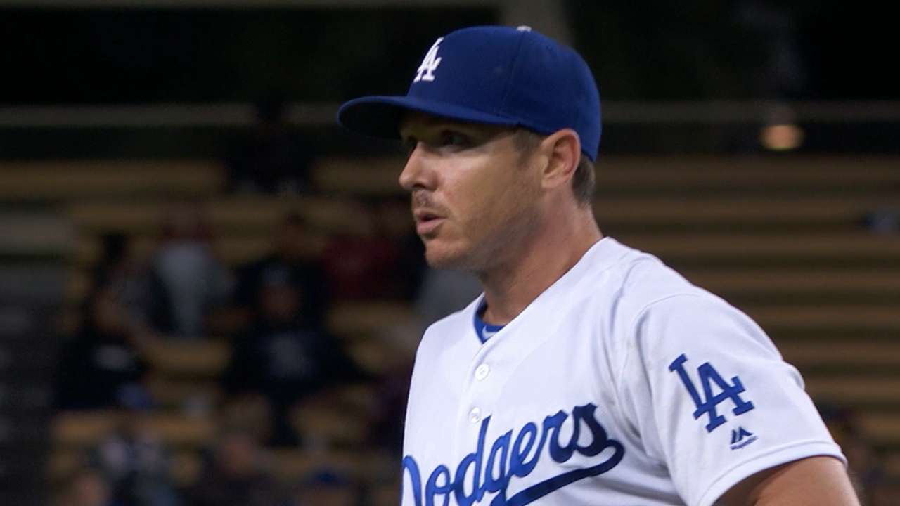Dominant Kazmir lets bats have an off night