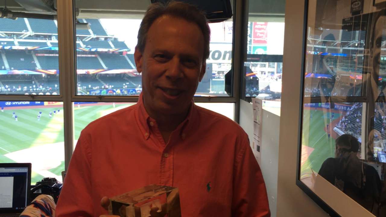 Mets broadcaster Rose recieves Esurance MLB Award