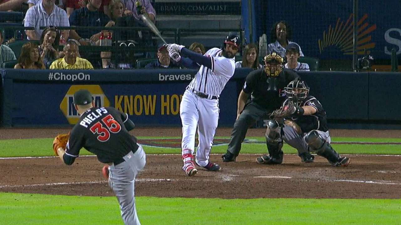 Markakis' two-run single