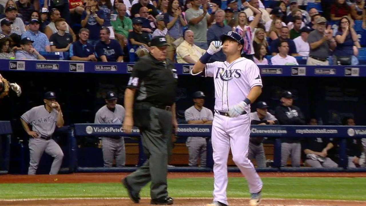 Conger's three-run shot