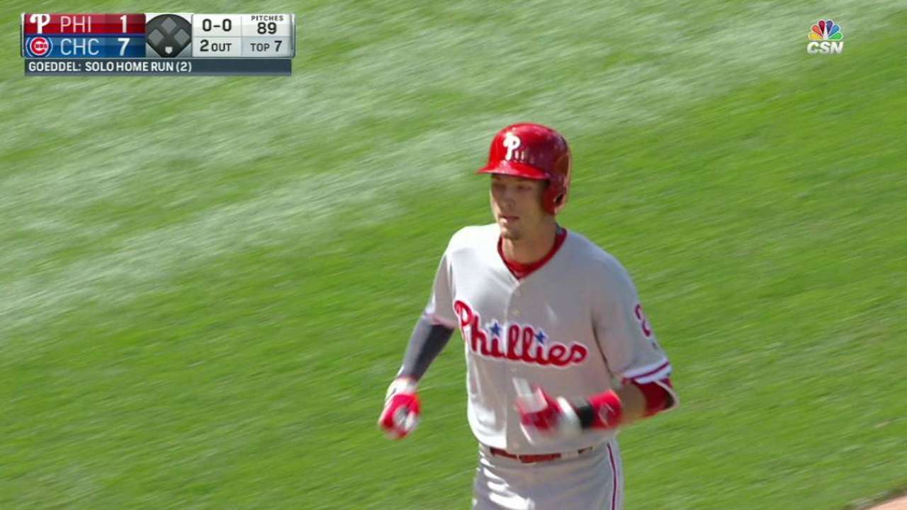 Velasquez roughed up as Phils lose finale