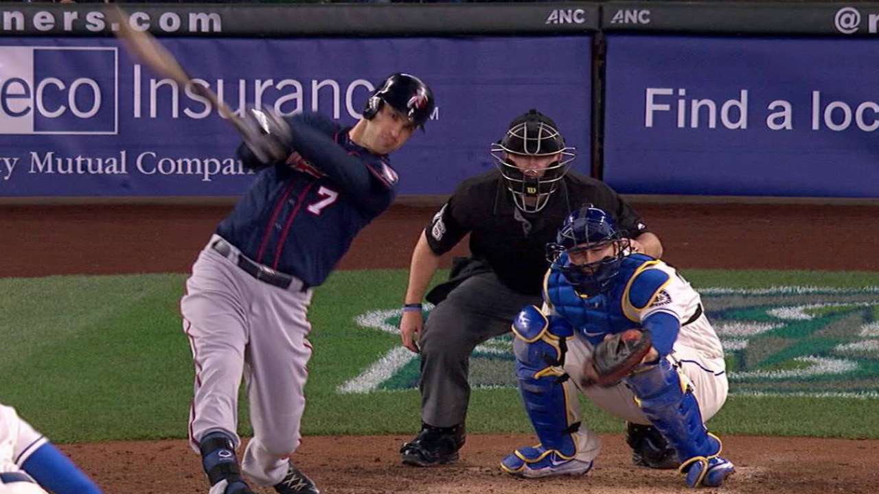 Mauer's solo home run