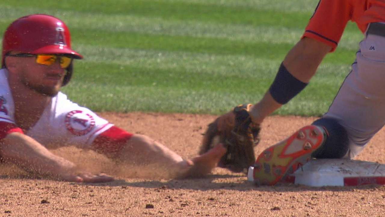 Gattis throws out Robinson