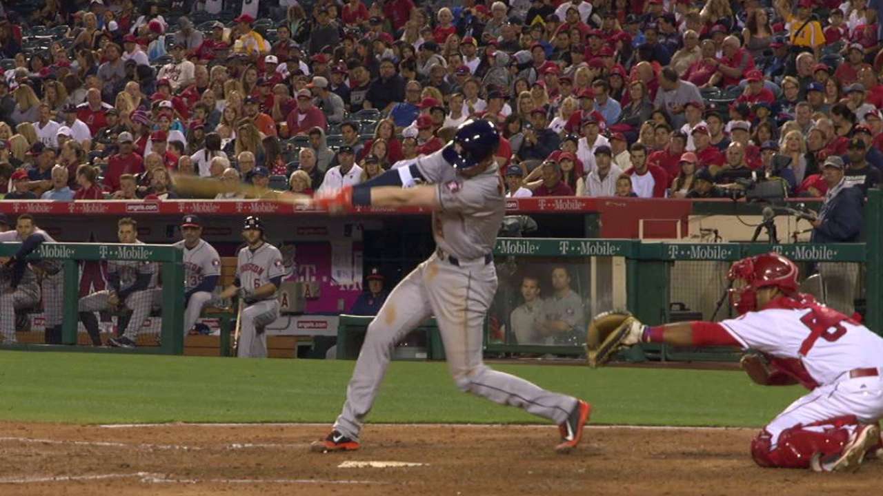Moran's first MLB hit