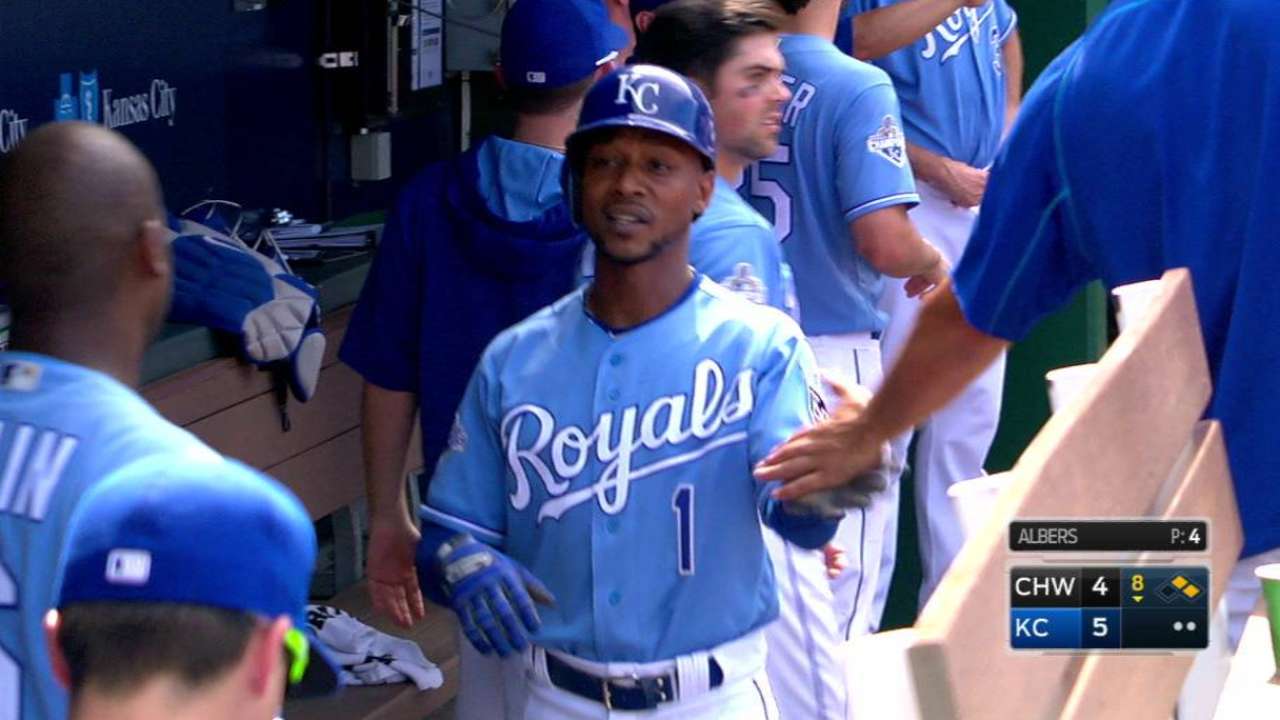Reales vuelven a remontar para barrer a White Sox