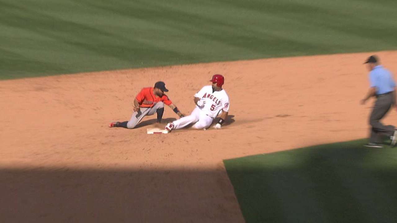 Pujols' double