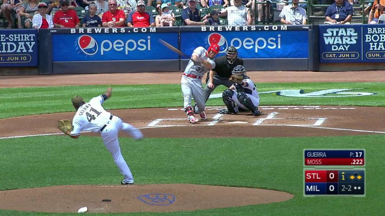 Cerveceros fueron silenciados en casa por Cardenales