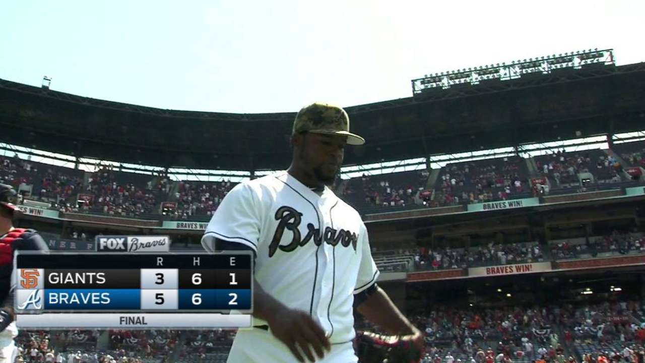 Vizcaino slams the door
