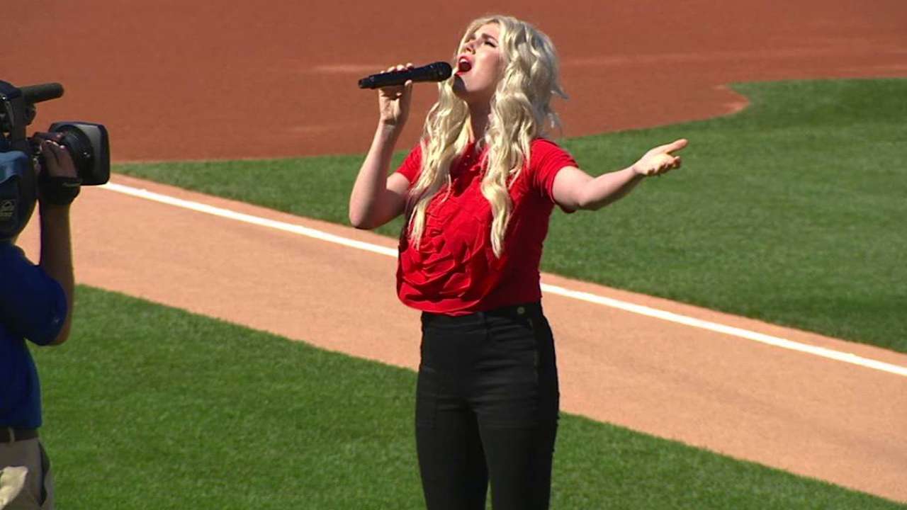 Zobrist's wife sings anthem on Memorial Day