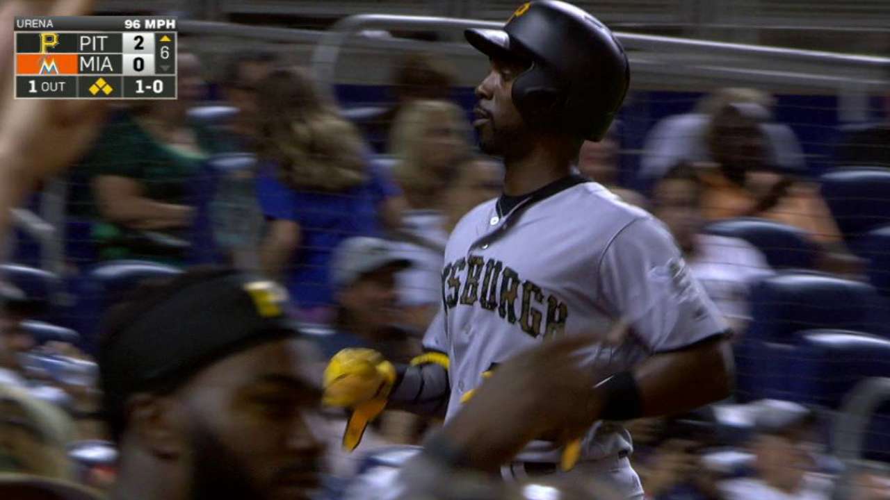 Cervelli's RBI infield single