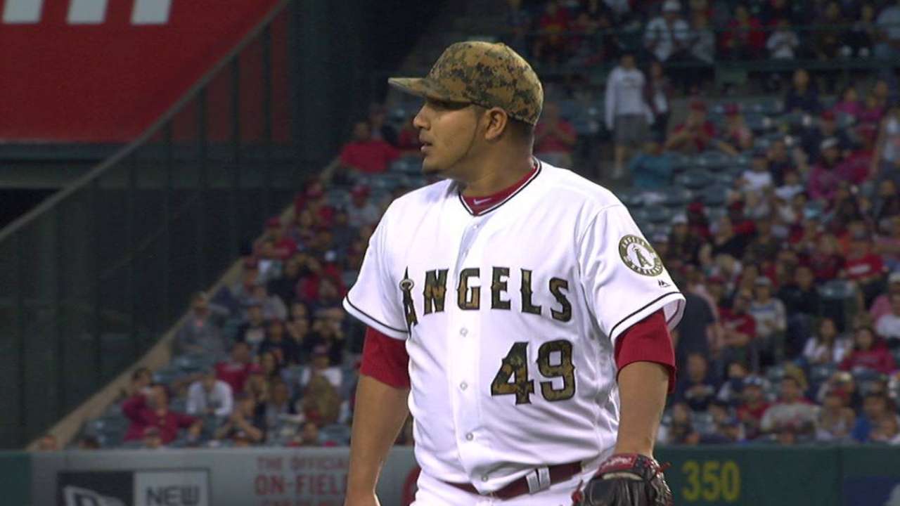 Chacin escapes jam in the 7th