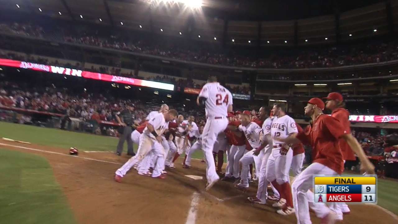 Cron's two-homer game