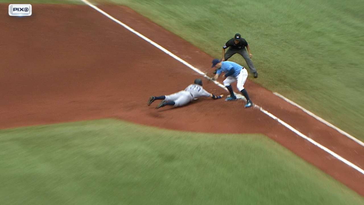 Ackley to have shoulder surgery; season over