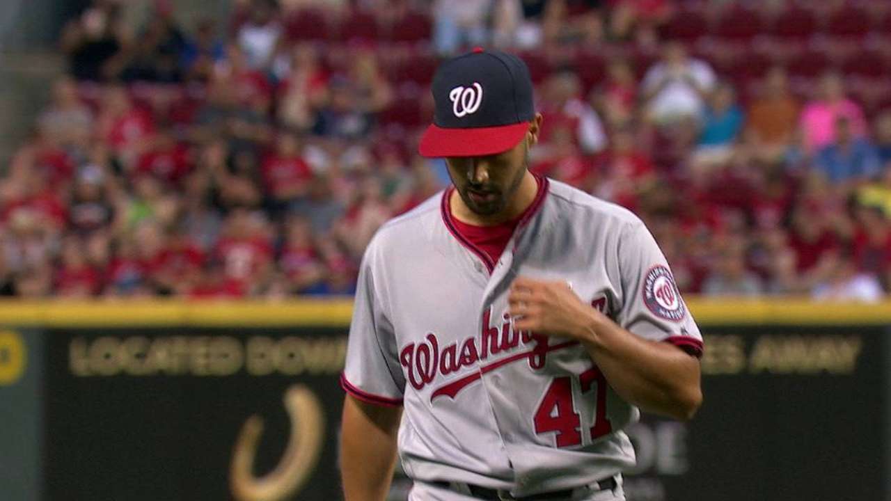 Gio plagued by another rough inning in loss