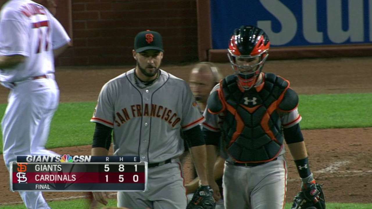 Without Pence, Giants ride Cueto to victory