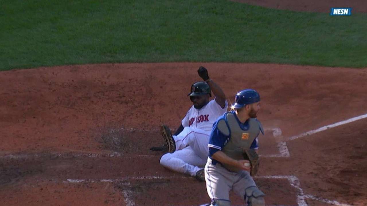 Betts' run-scoring single