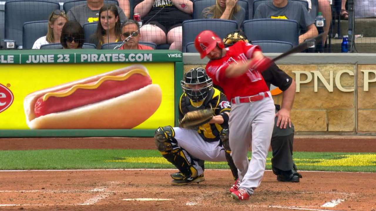Robinson's solo homer
