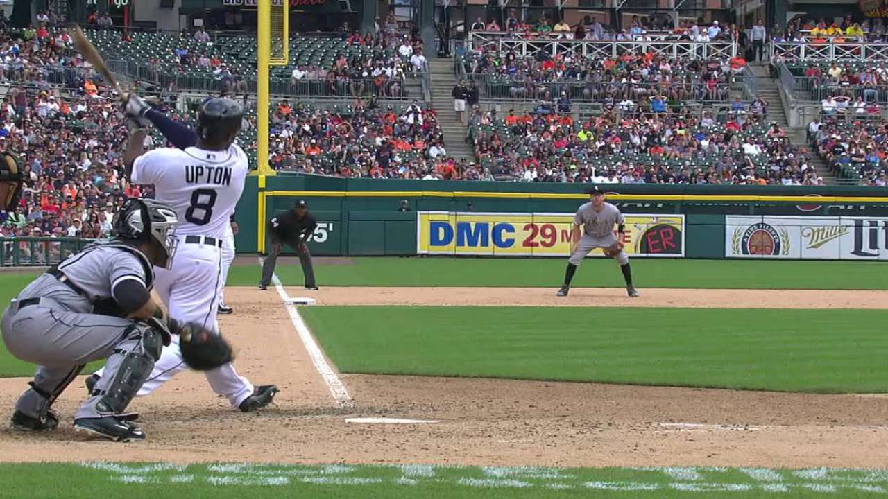 Tigers chase Quintana, finish off sweep of White Sox