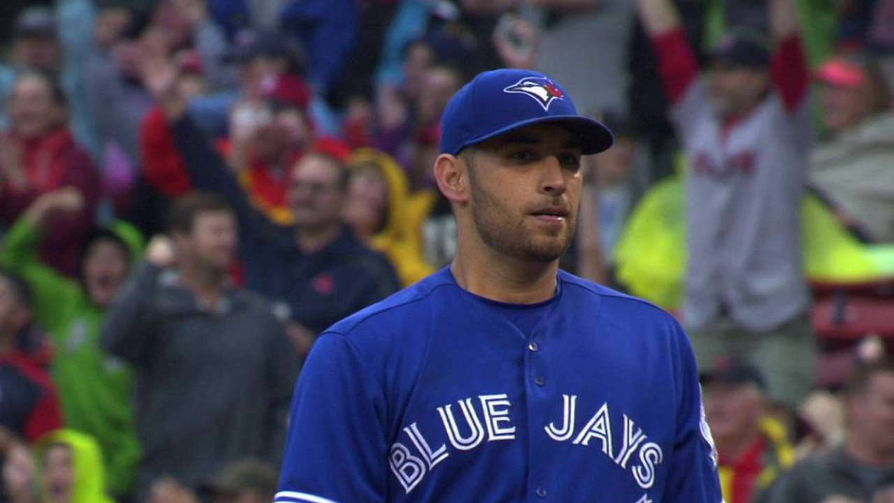 Estrada loses no-hit bid in 8th