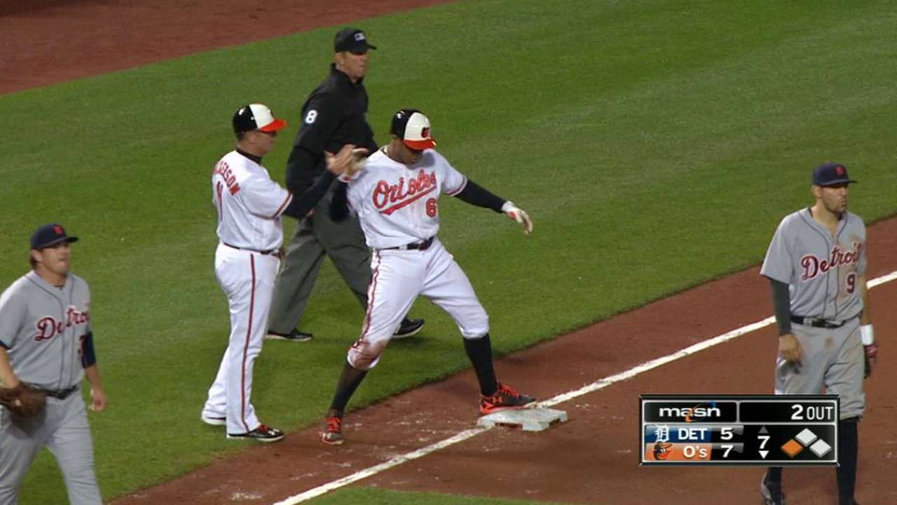 High fives: 5-run 7th gives O's 5th straight win