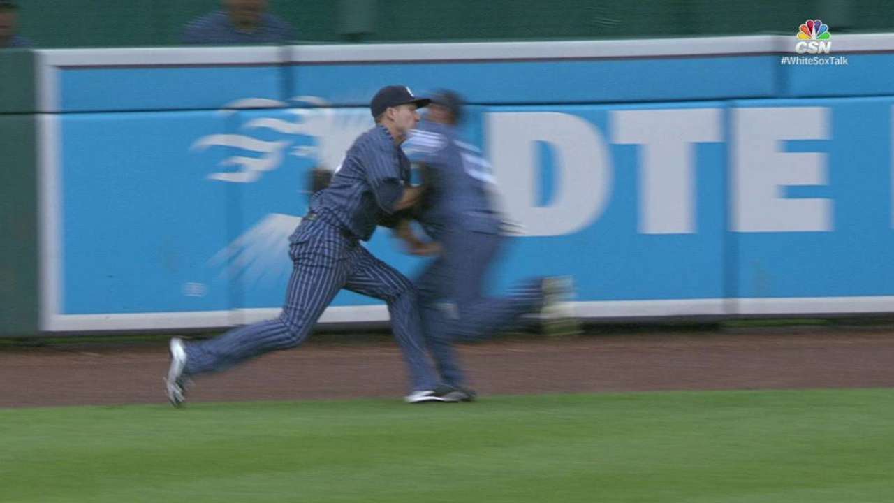 Collision, stitches part of Coats' MLB debut
