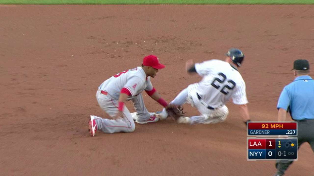 Bandy throws out Ellsbury