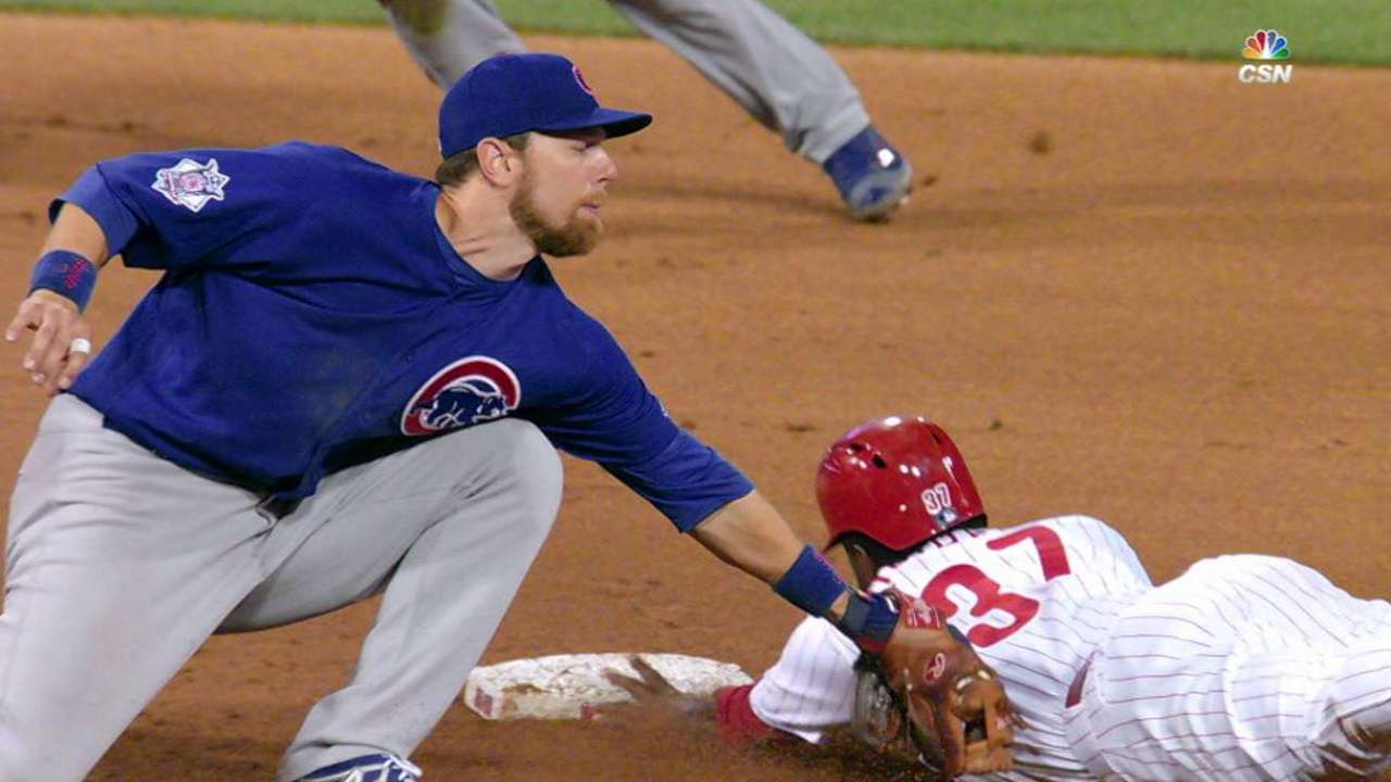 Herrera steals second