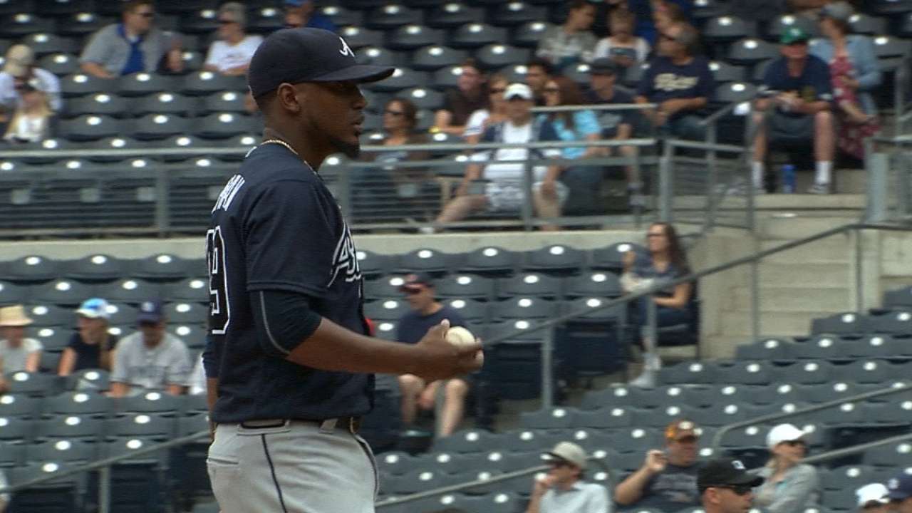 Two-way Teheran leads Braves past Padres