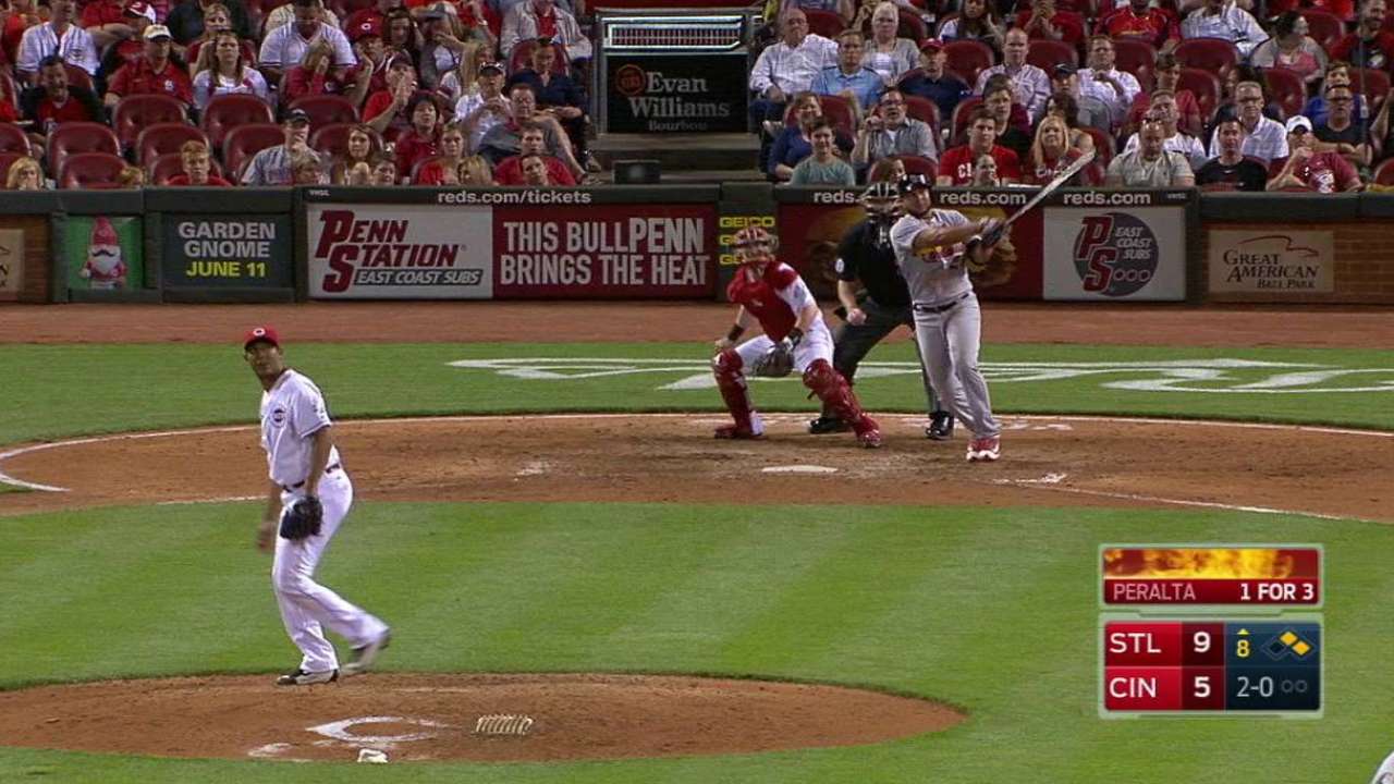 Ataque de Cardenales logró pegar más fuerte que Rojos