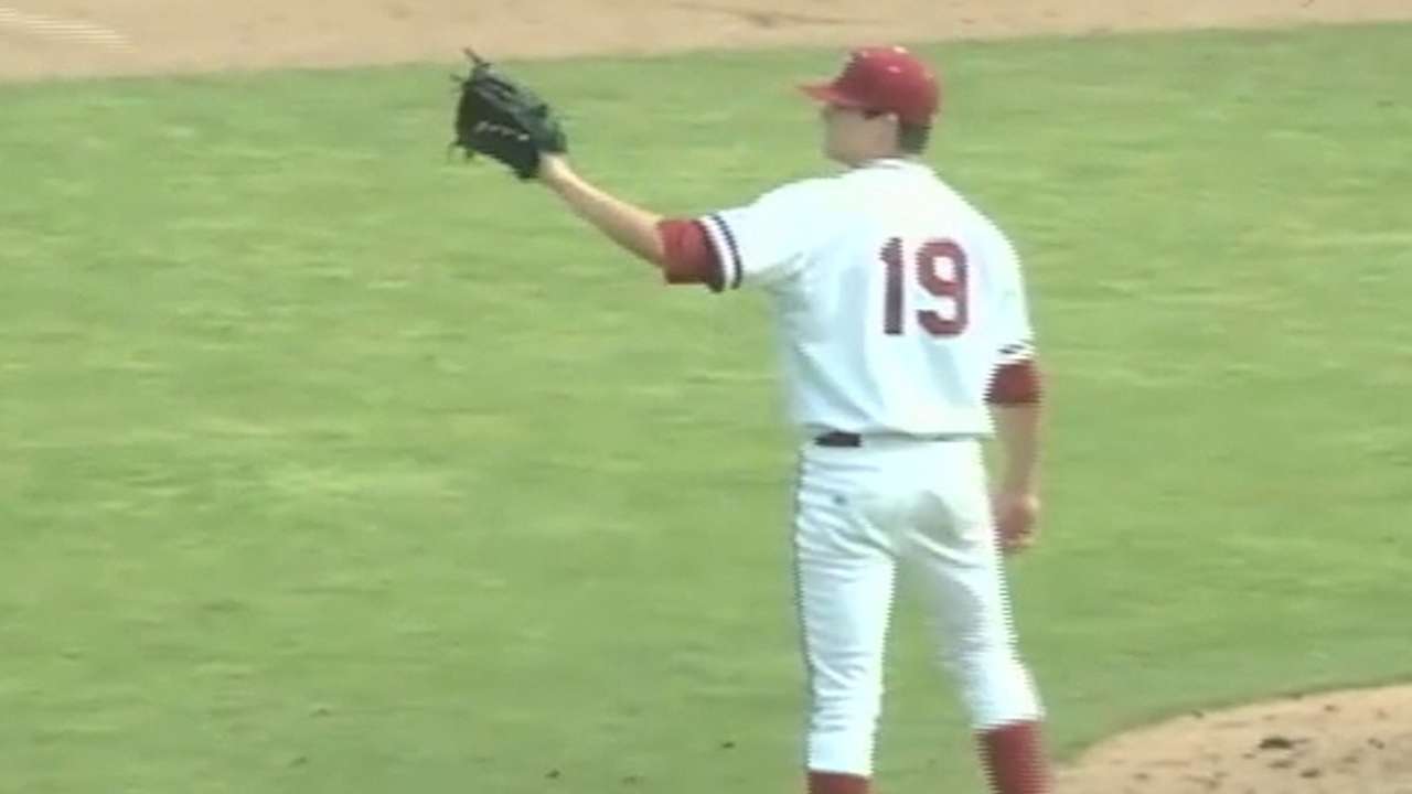 Padres draft RHP Quantrill No. 8