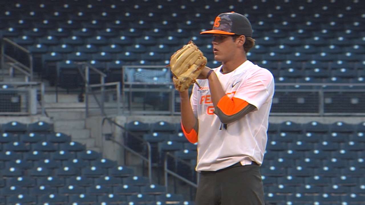 Rangers land high school lefty Ragans at 30