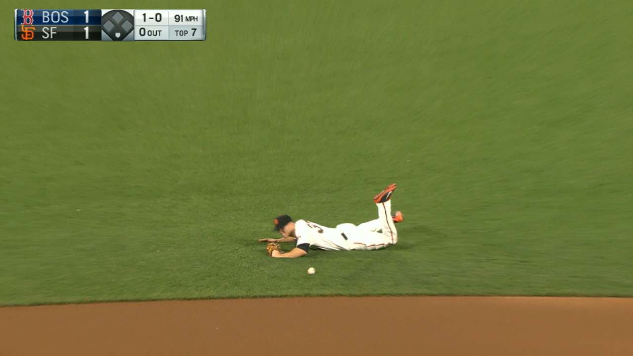 Thumb injury puts Tomlinson on disabled list