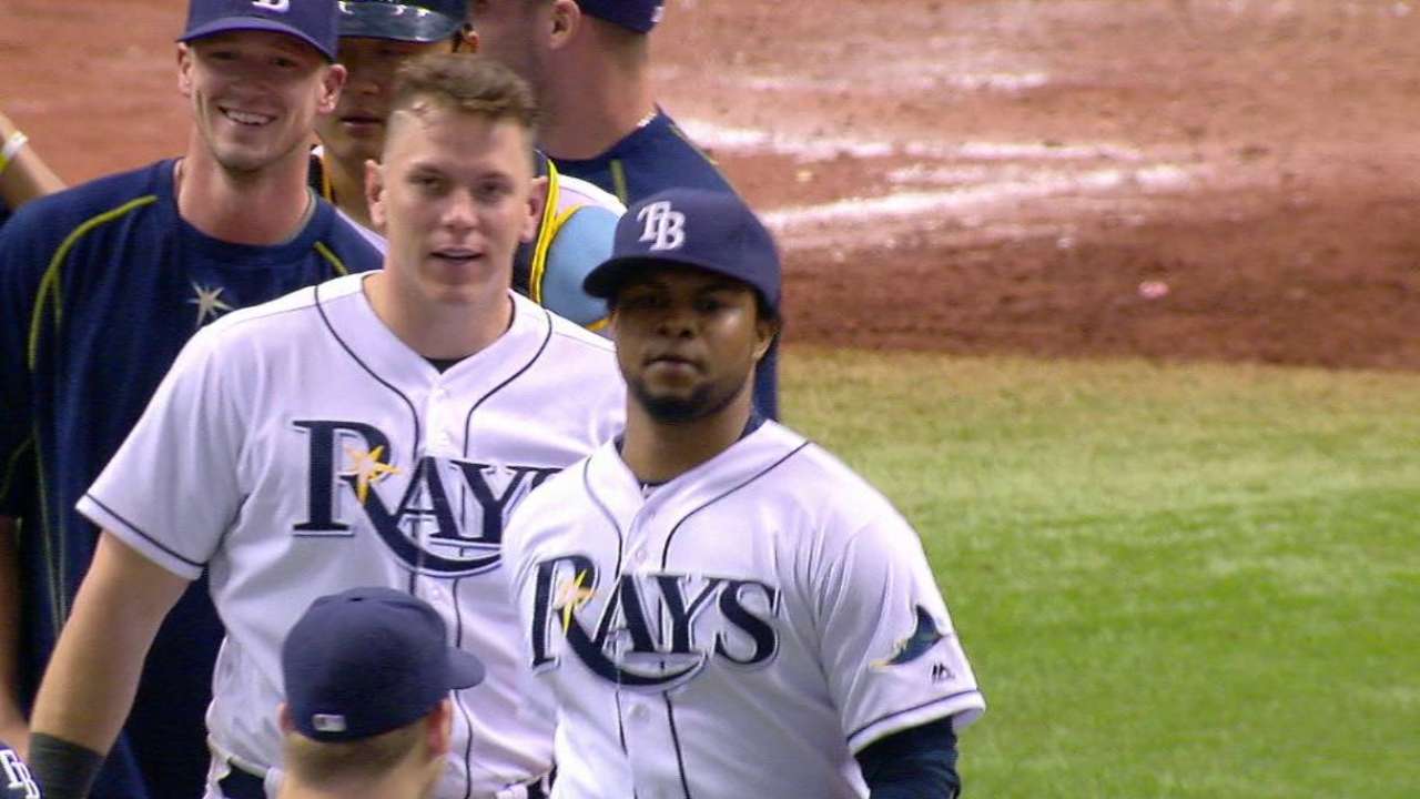Colome keeps Rays' streak going with 18th save