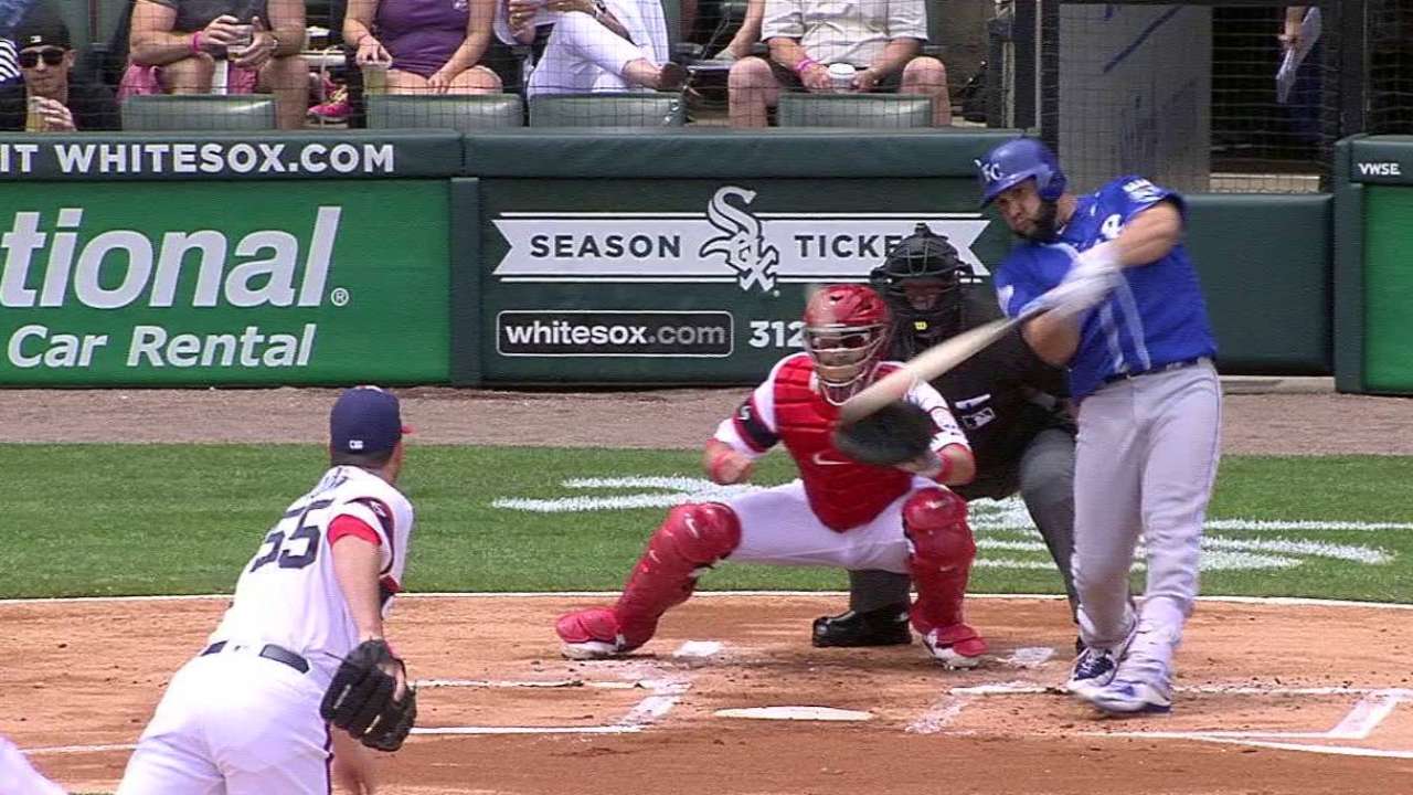 Morales' RBI single