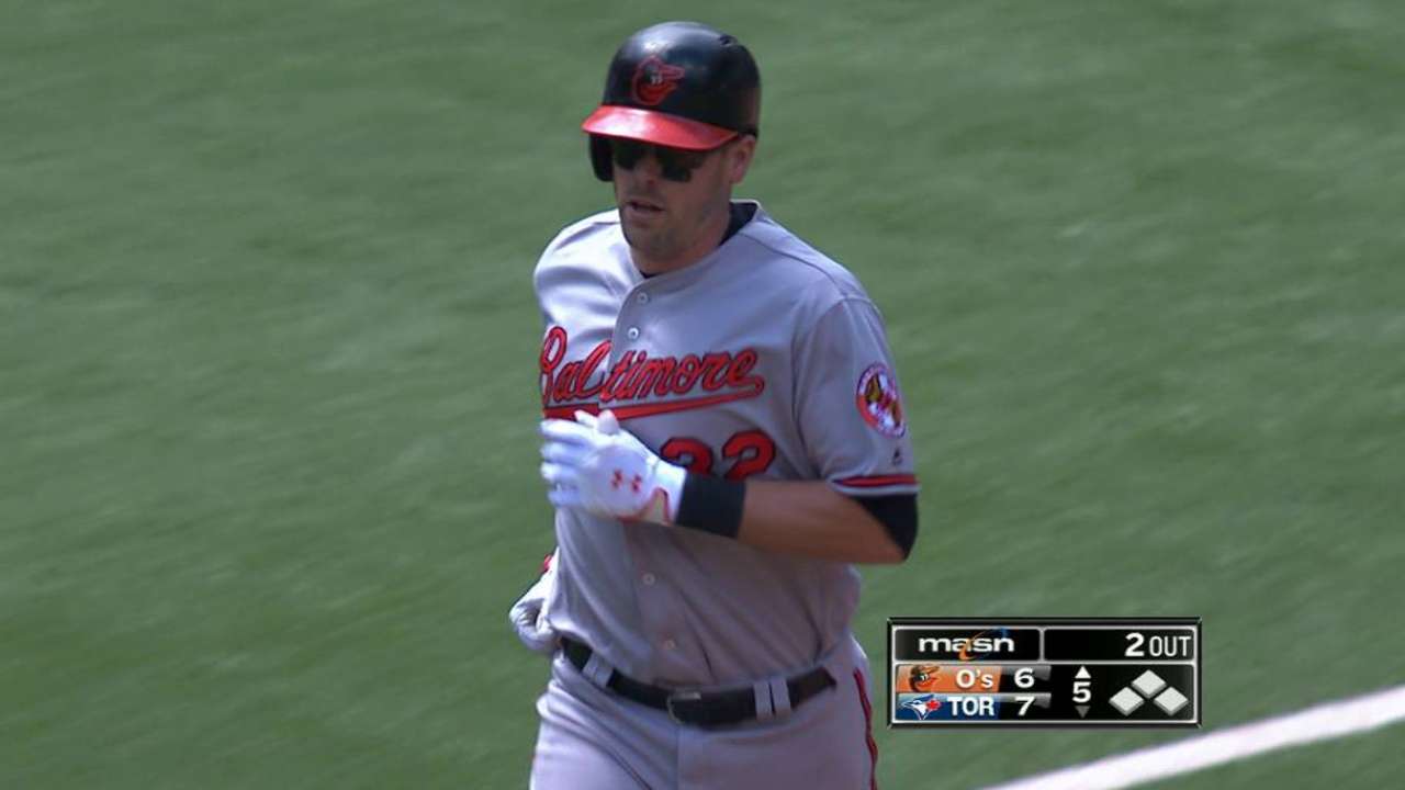 Wieters' solo smash