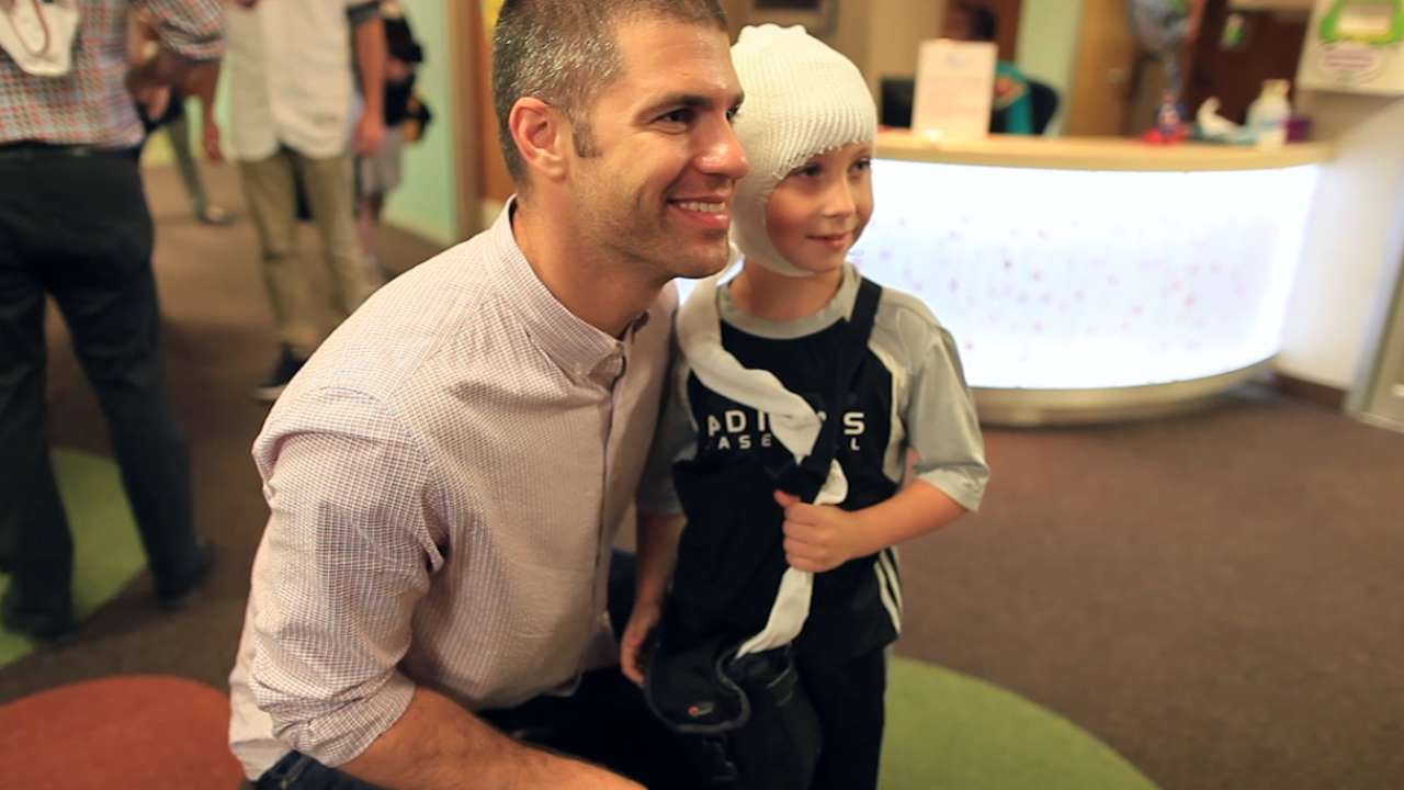 Twins continue to reach out to communities in 2016