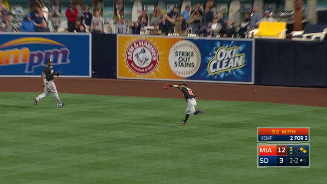 Ichiro's running catch