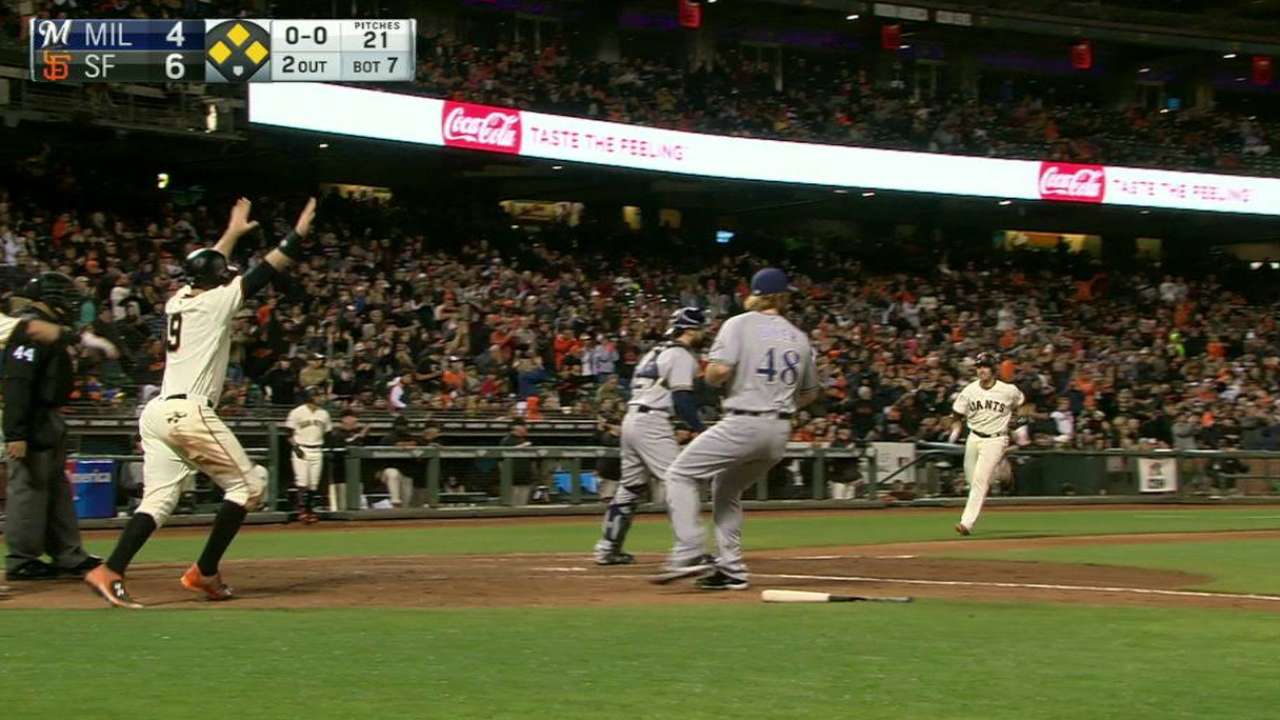 Crawford stars with bat, defense vs. Brewers