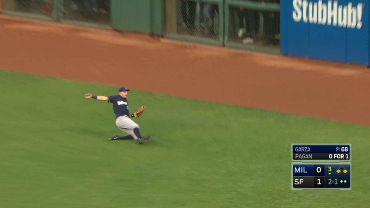 Perez's sliding catch
