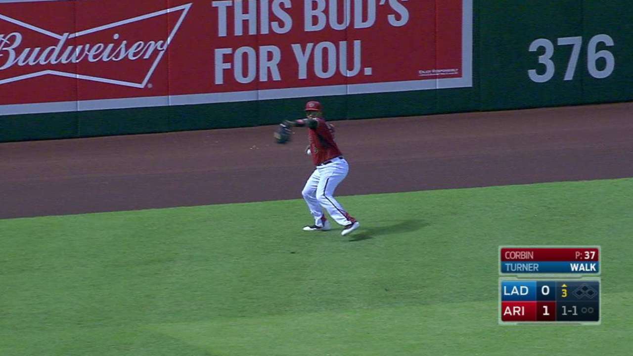 Weeks Jr. throws out Turner