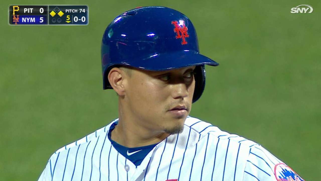 Flores' RBI single