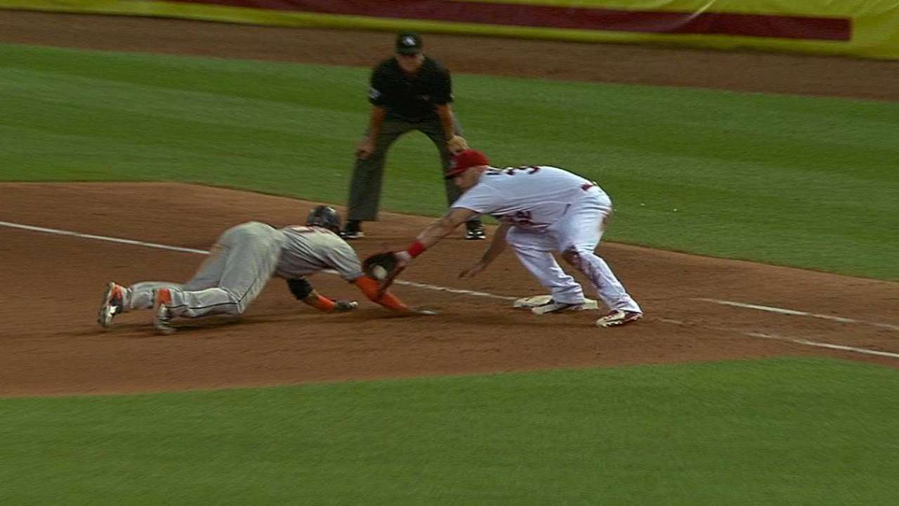 Siegrist picks off Gomez