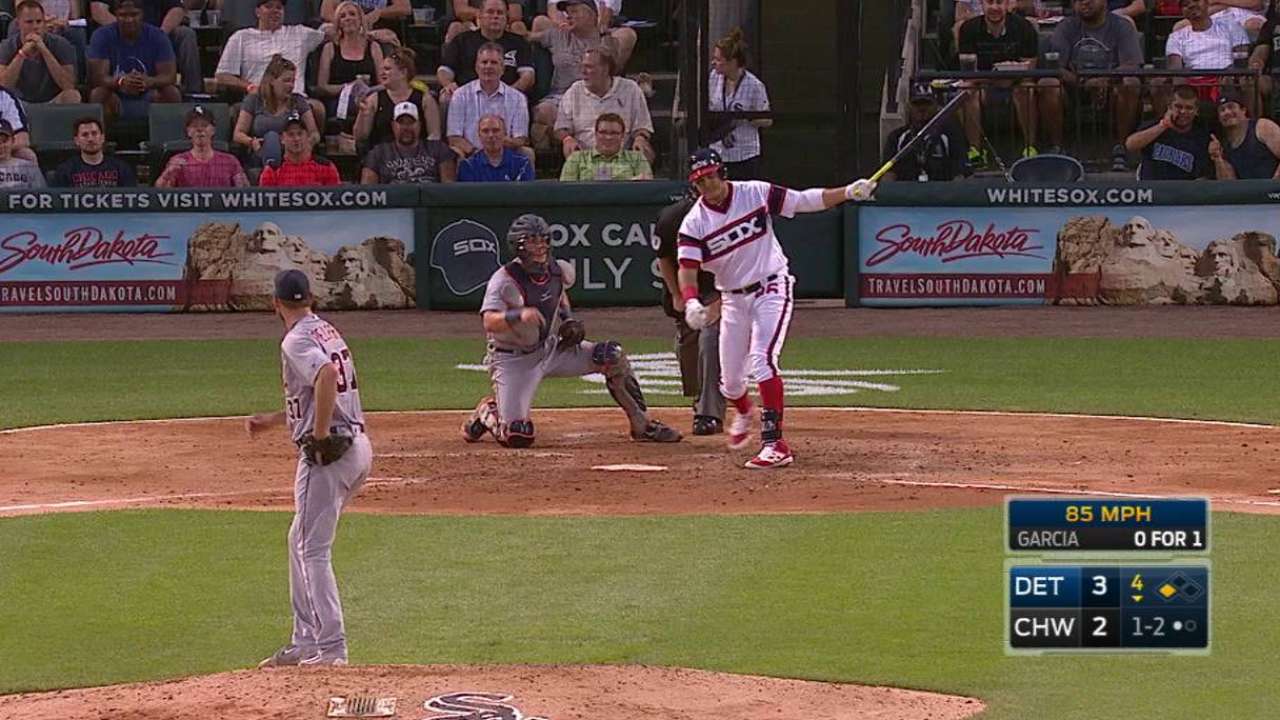 Pelfrey strikes out Garcia