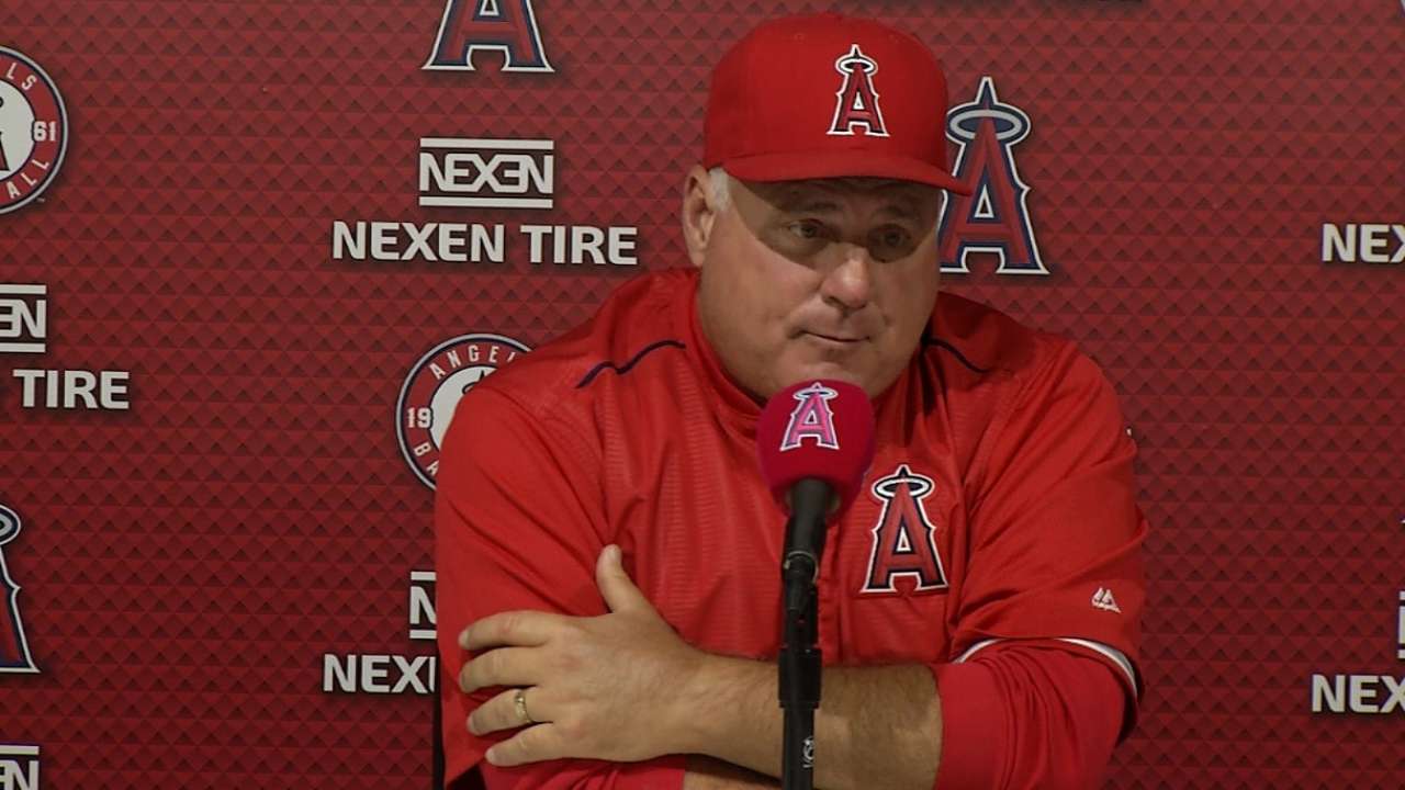 Scioscia on Santiago in 10-2 win