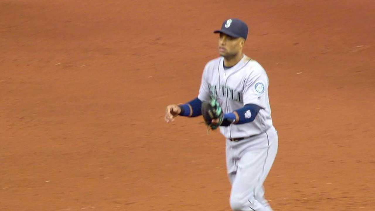 Paxton avoids trouble