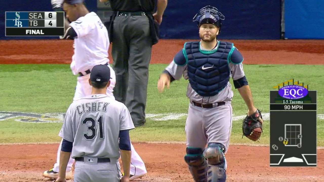 Cishek's 15th save of season